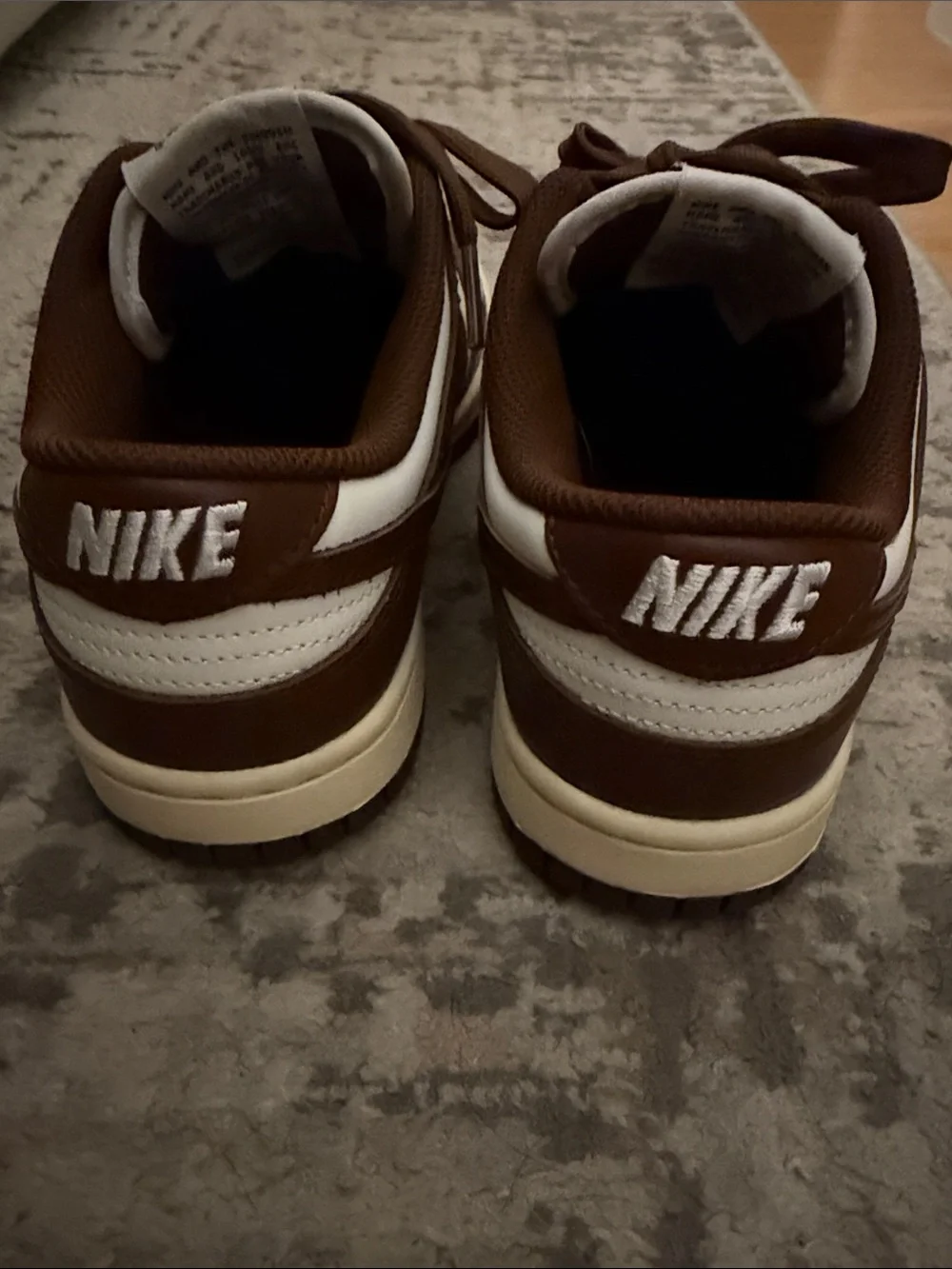 Nike Men’s Low-Top Sneakers - Brown & White